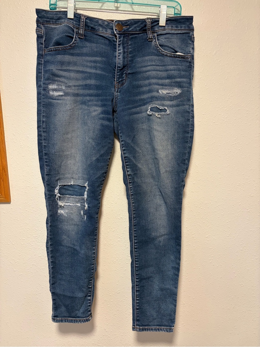 American Eagle Outfitters Blue Ripped Skinny Jeans